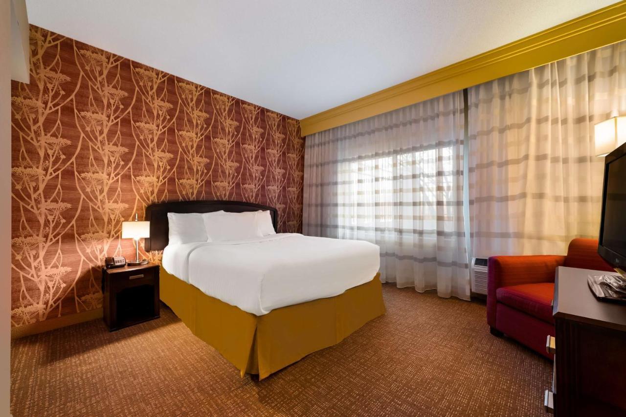 Sonesta Select Detroit Novi Hotel Luaran gambar